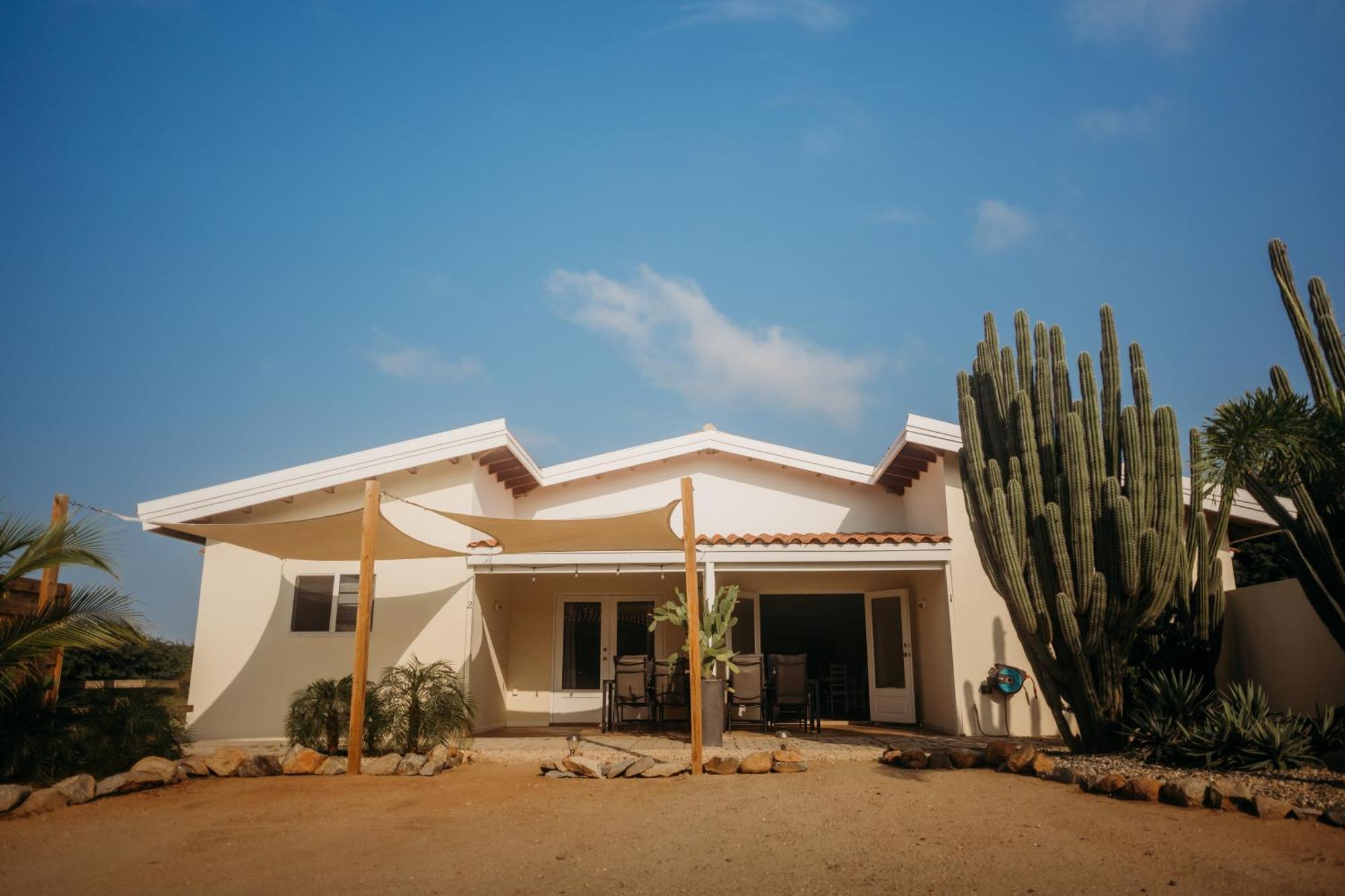 Pura Vida Aruba Appartement Palma Noord Exteriör bild